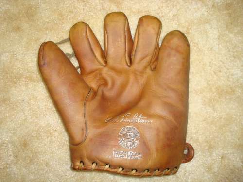 Fred Lindstrom Spalding Front
